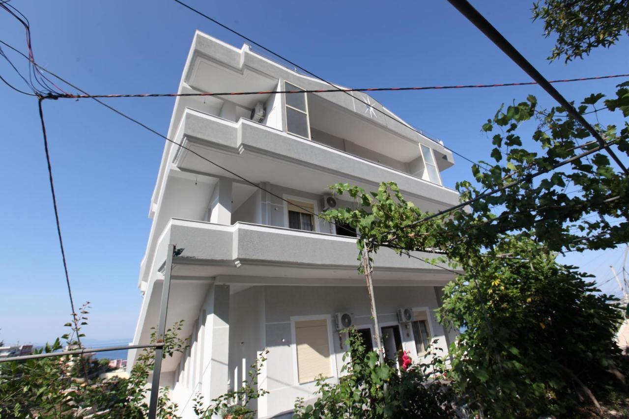 Mane Apartments Sarandë Eksteriør billede