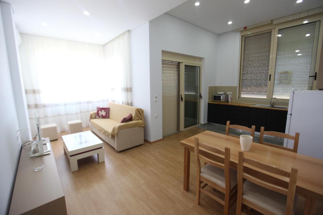 Mane Apartments Sarandë Eksteriør billede