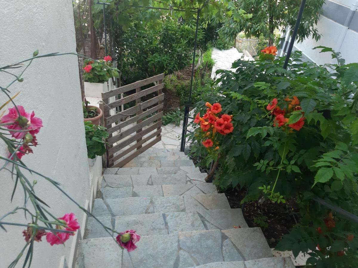 Mane Apartments Sarandë Eksteriør billede