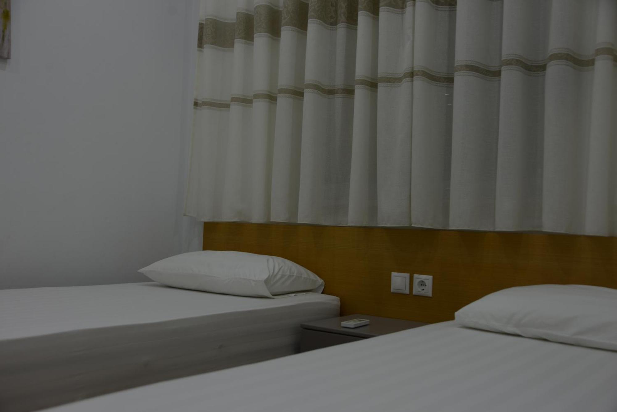 Mane Apartments Sarandë Eksteriør billede